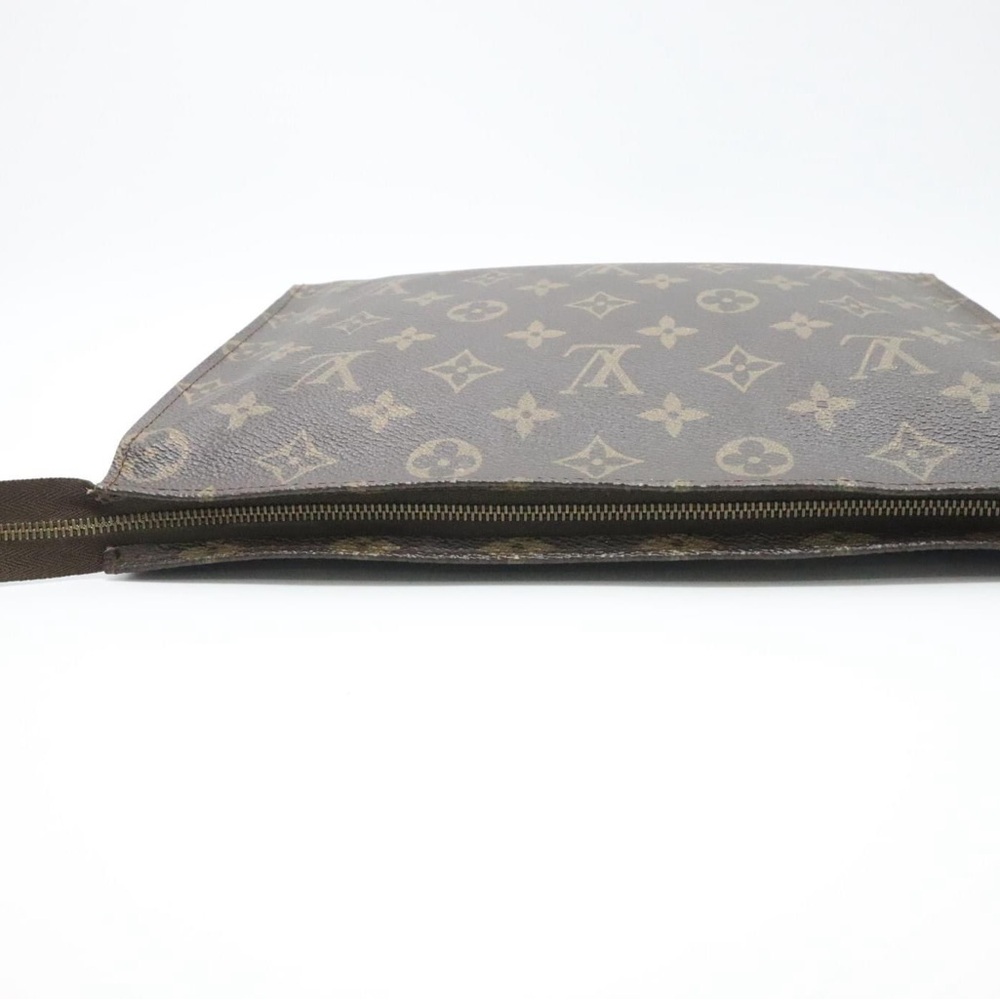 ⚜️💯Authentic LOuis Vuitton Toiletry 26⚜️ - Picture 6 of 10